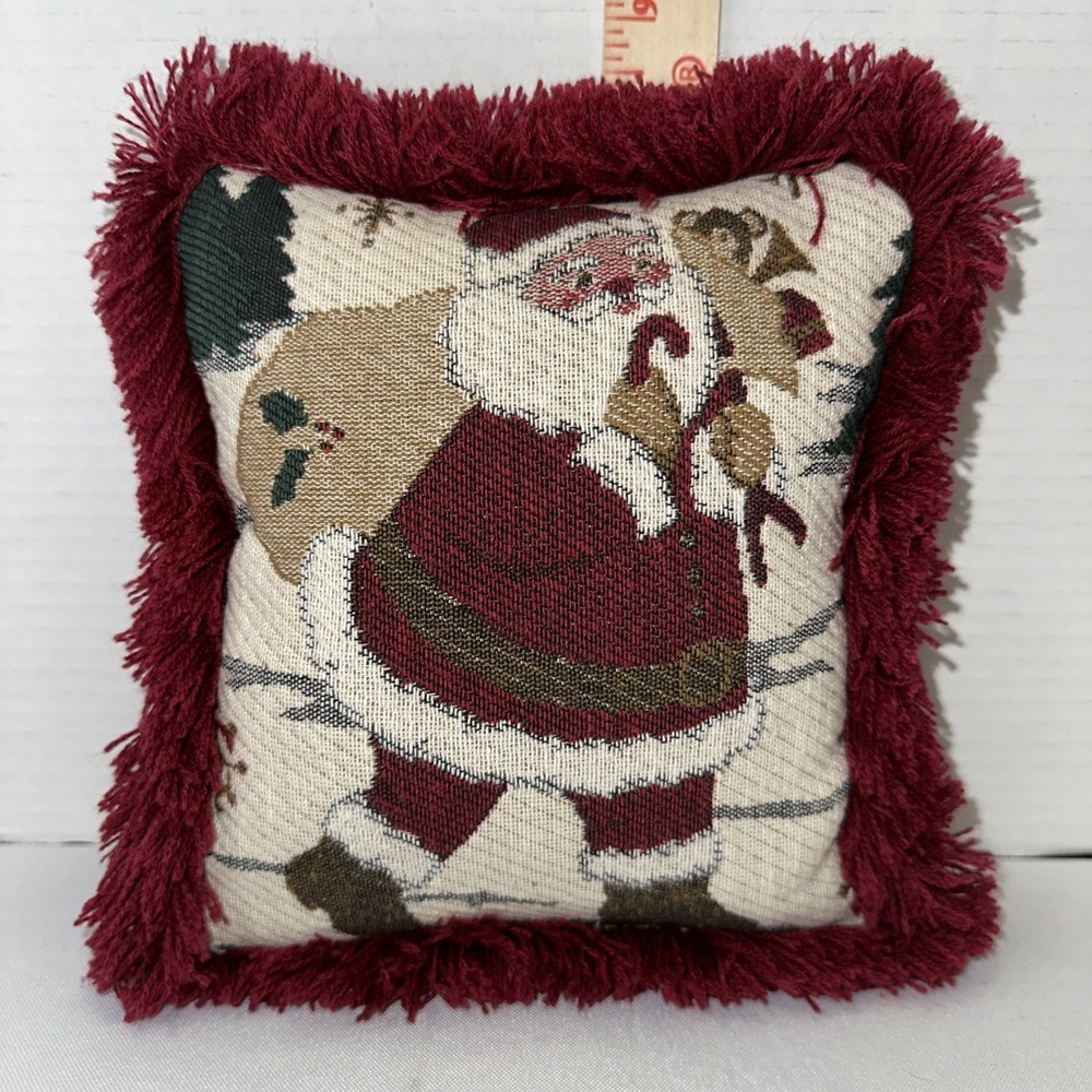 Riverdale Christmas Santa Claus Tapestry Throw Pillow‎ Burgundy Fringe